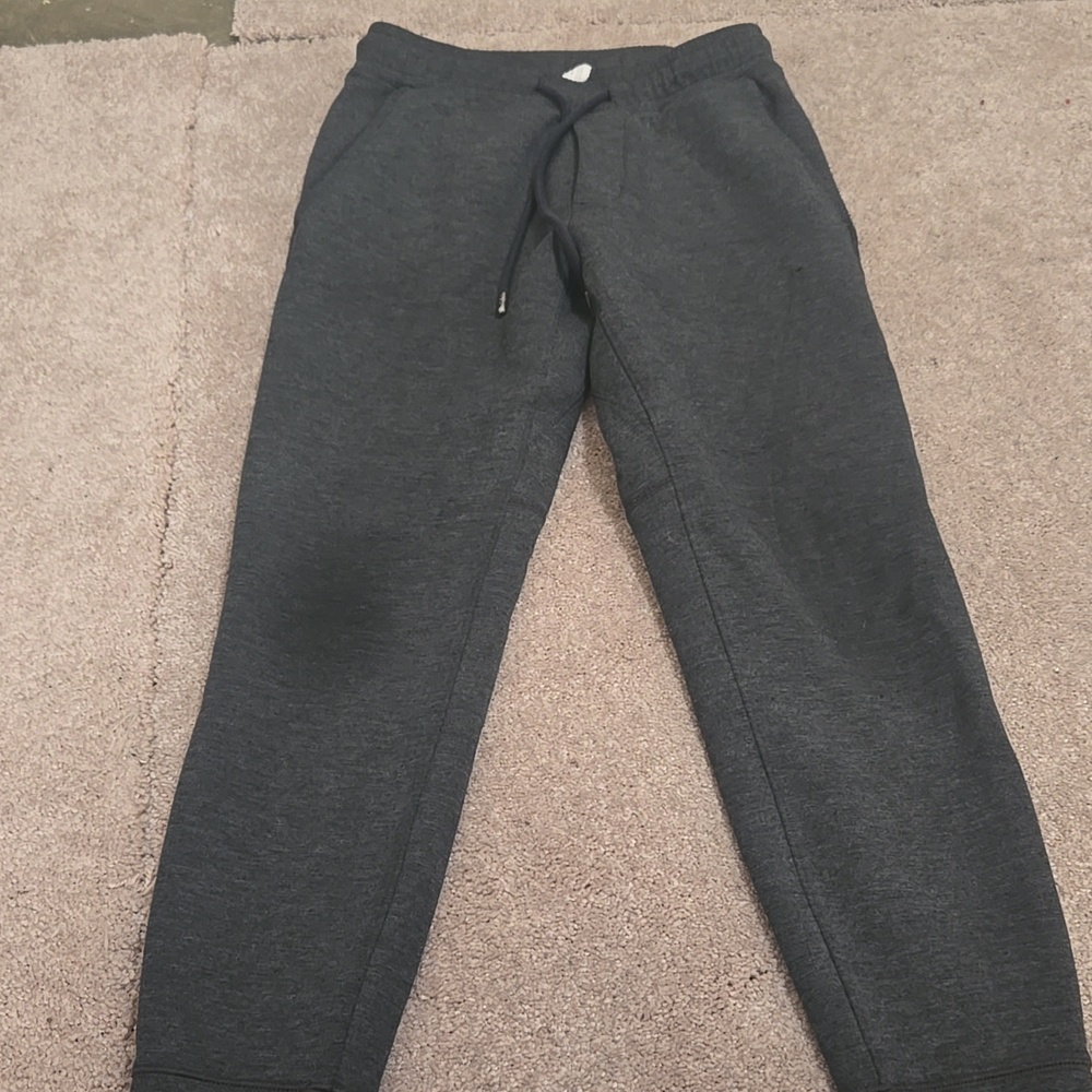 American Eagle joggers